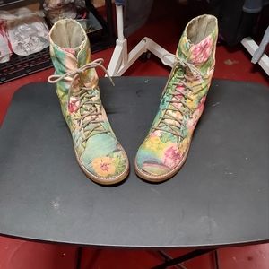 Womens Cloth Boots
